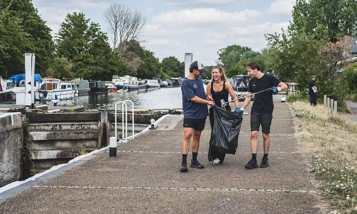 Official source-specific editorial image. Source: https://canalrivertrust.org.uk/news-and-views/news/new-litter-campaign-calls-for-action