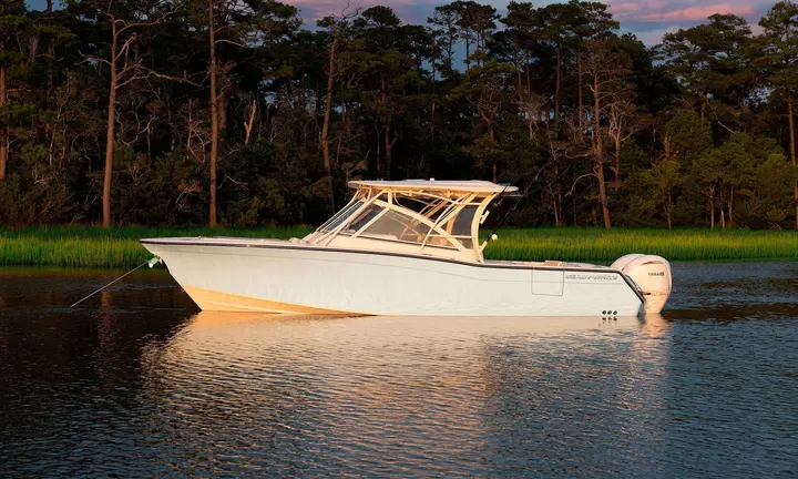 Official boat-builder photograph | Grady-White Freedom 307: What Its Dual-Console Layout Offers Families