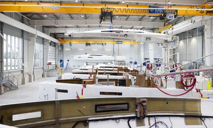Jeanneau Opens a Closer Look at How Its Production Boats Are Built — official Jeanneau image