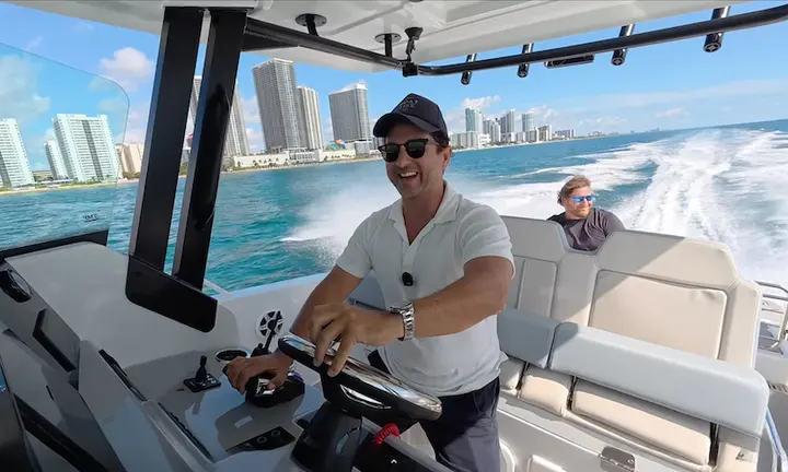 Jeanneau Tests Leader 9.0 CC Series 2 at Haulover Inlet — official/source image