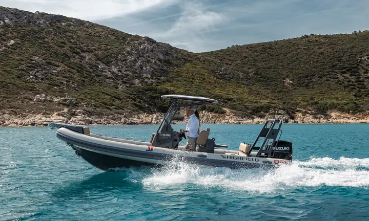 Official boat-builder photograph | Highfield Sport 700 Combines a Deep-V Hull and Family RIB Space