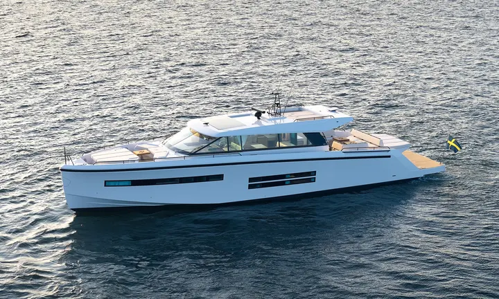 Official Delta Powerboats Americas/Axis Marine Group photograph of the Delta 72 carbon-fibre motor yacht | Delta 72 Carbon Brings Twin IPS and Quad-Outboard Choice to FLIBS