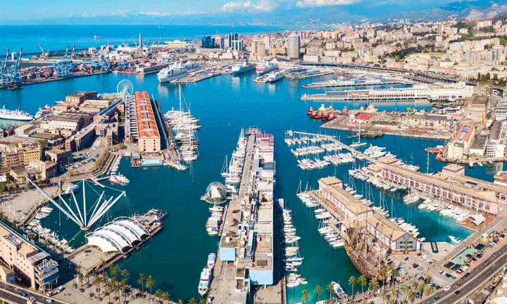 BENETEAU Shows Flyer 9 and Antares Cruisers at Genoa — official BENETEAU image