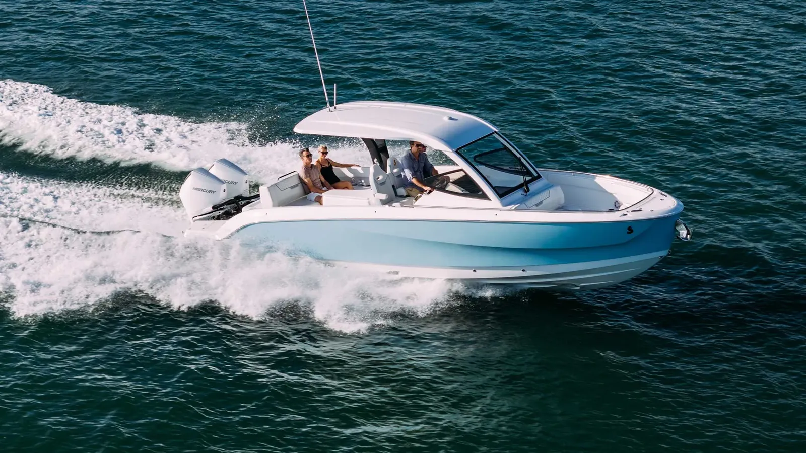 BENETEAU Flyer 30 Starts a New Generation of Dayboats