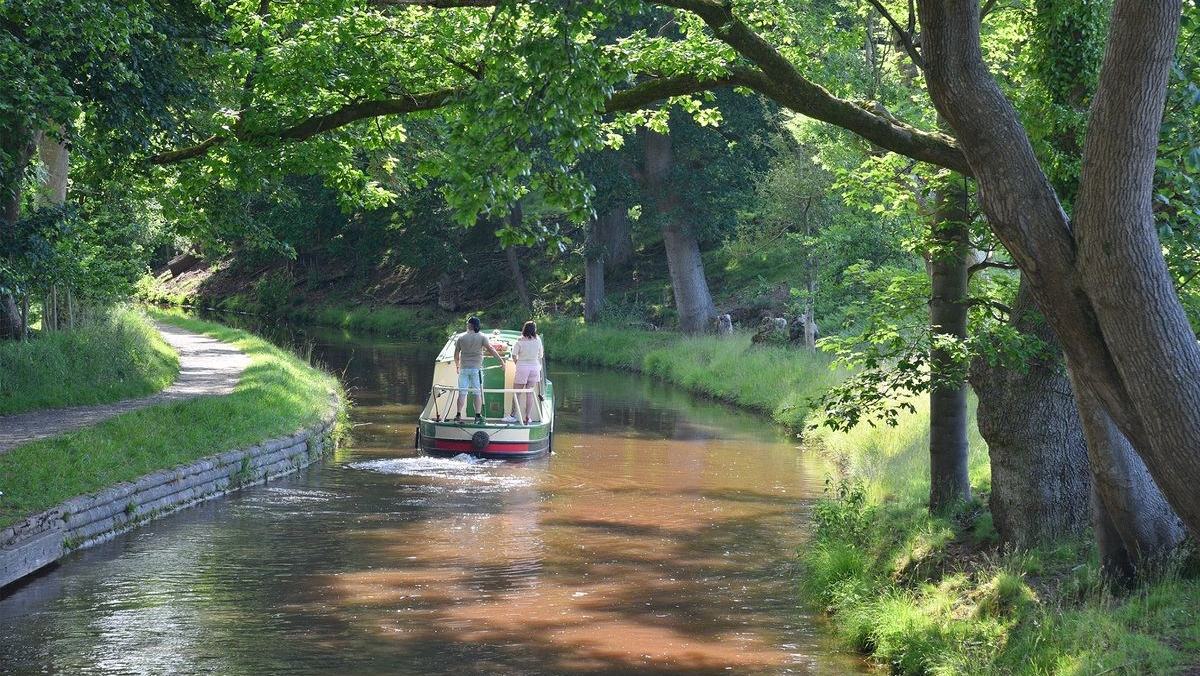 Canal & River Trust Prepares New App to Help Boaters Report Problems — official source photograph
