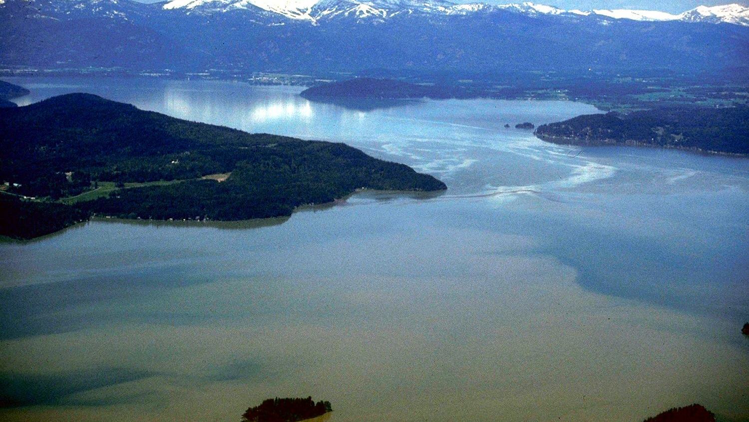 U.S. Army Corps of Engineers public-domain aerial photograph of Lake Pend Oreille, Idaho, 1993.