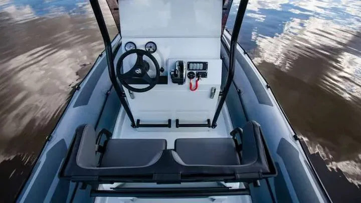PRO 5.5 — official Zodiac Nautic image