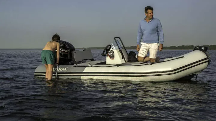 OPEN 4.2 — official Zodiac Nautic image