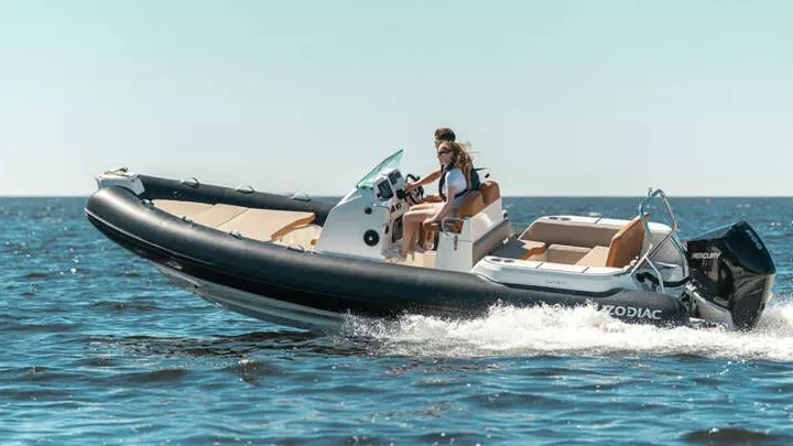 MEDLINE 7.5 — official Zodiac Nautic image