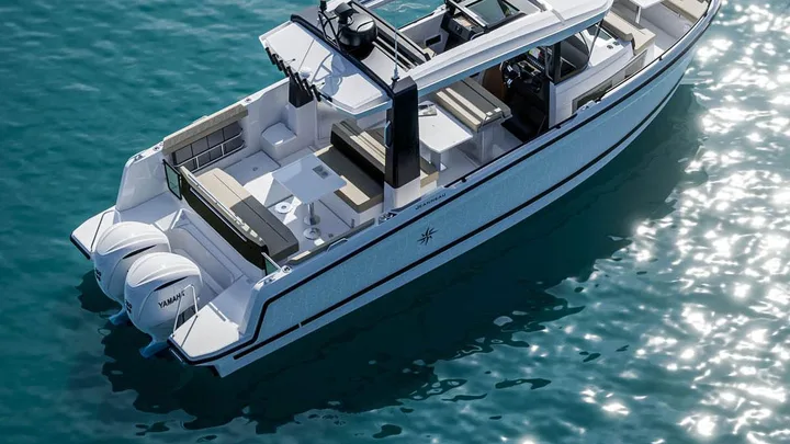 EX 34 Hardtop — official Jeanneau image