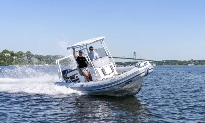 Sport 660 Electric x Flux Marine — official Highfield Boats image