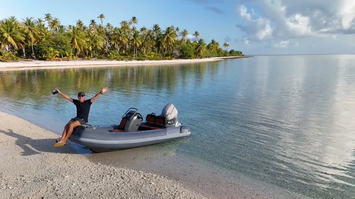 Sport 390 — official Highfield Boats image