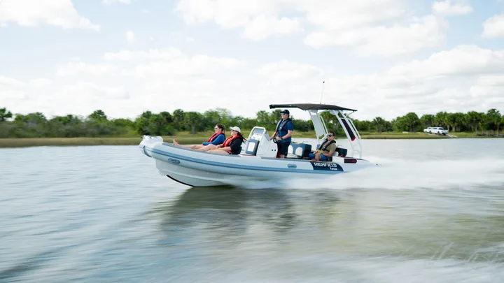 Velox 660 — official Highfield Boats image