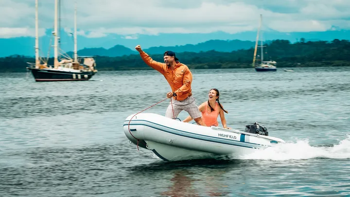 Ultralite 260 — official Highfield Boats image