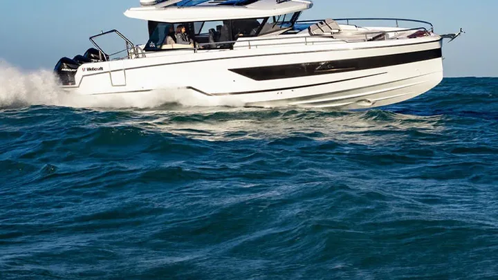 Wellcraft 38 Explorer — official Wellcraft image