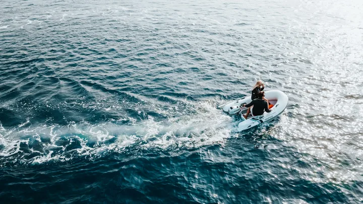 Ultralite 240 — official Highfield Boats image