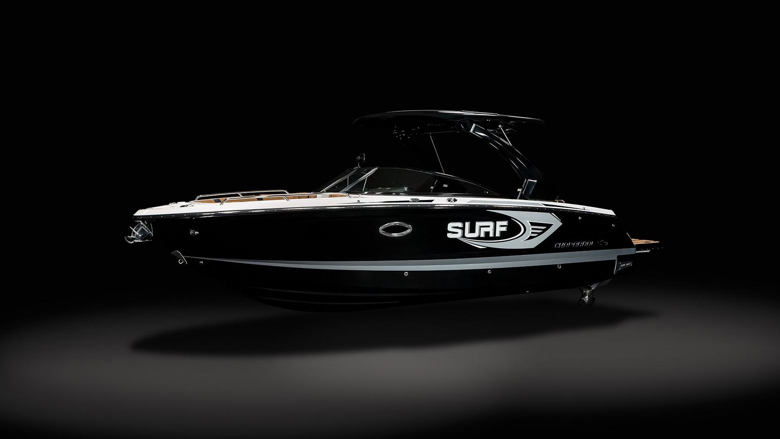 Chaparral 28 Surf — official Chaparral image