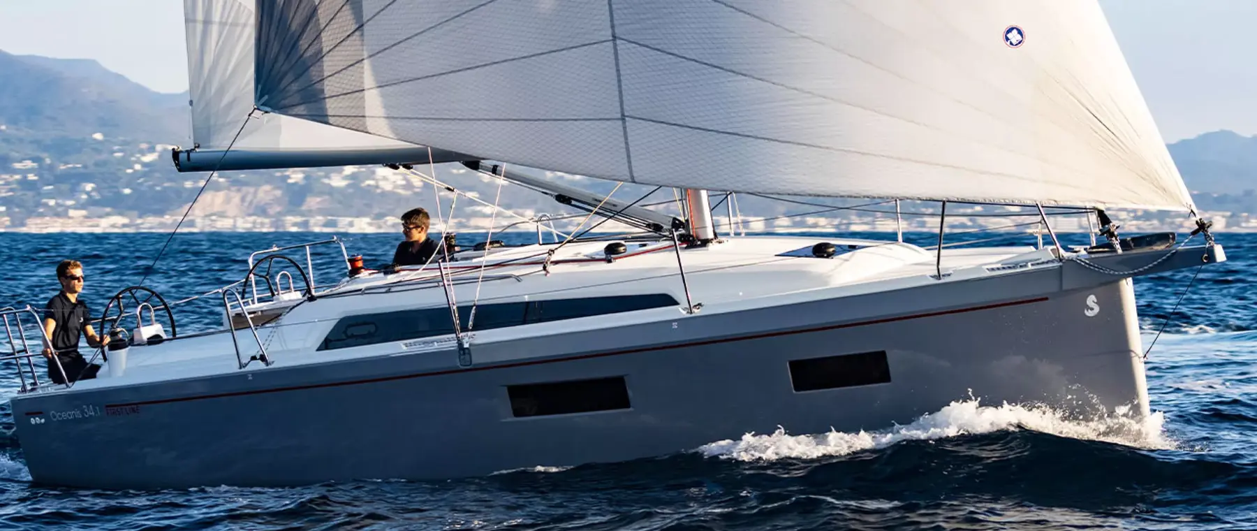 Oceanis 34.1 — official Beneteau image
