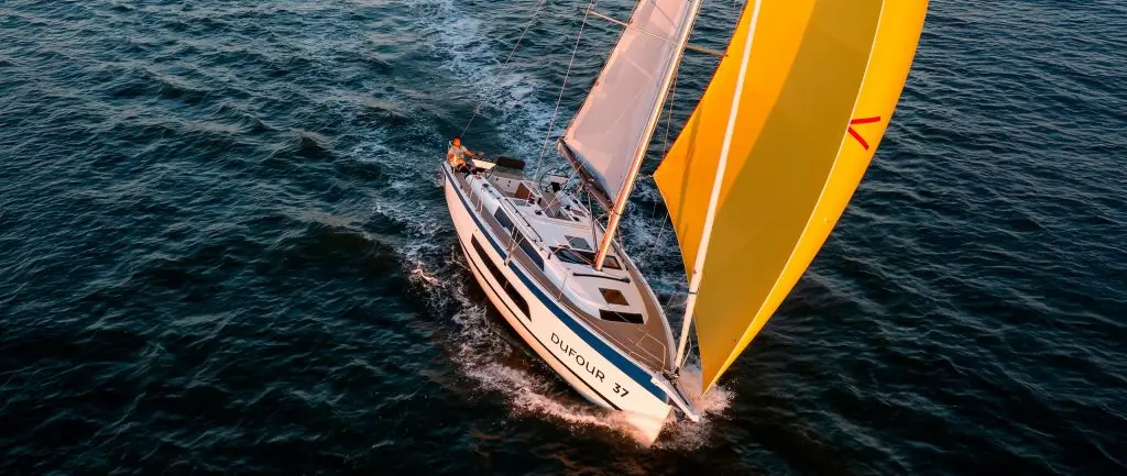 Dufour 37 — official Dufour Yachts image