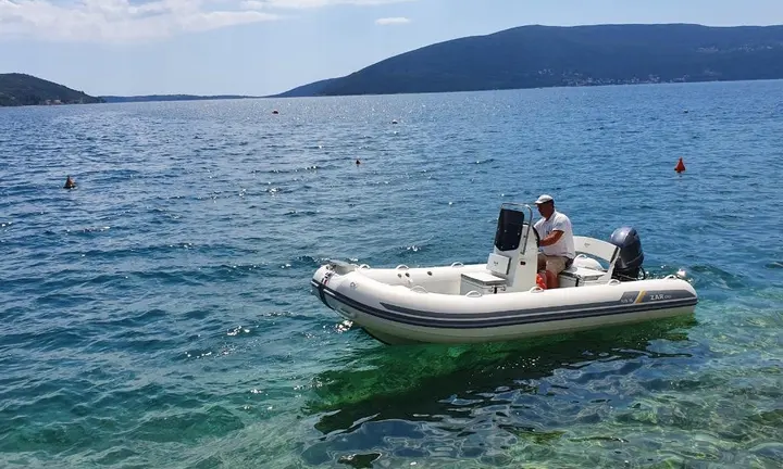 Official ZAR mini manufacturer RIB 15 photograph.