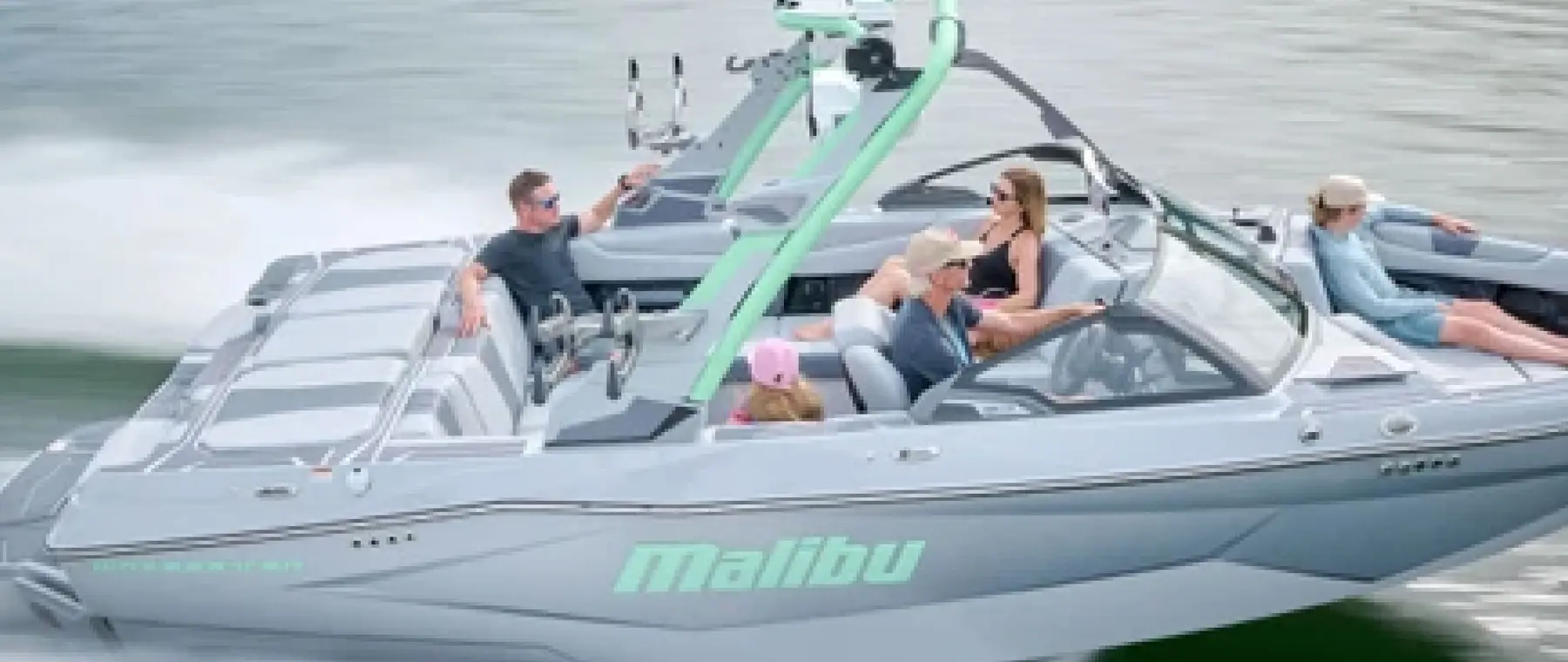 Official Malibu Wakesetter 22 LSV 2026 exterior image
