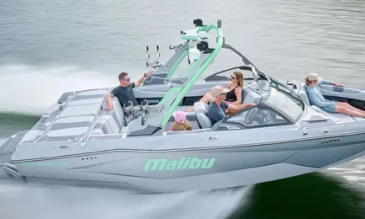 Official Malibu Wakesetter 22 LSV 2026 exterior image
