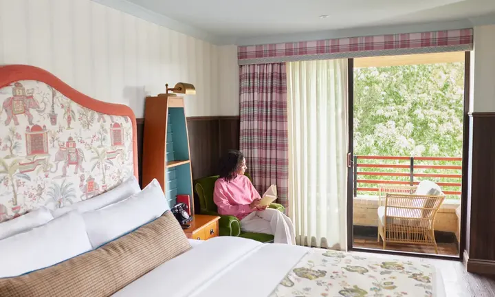 Official Hilton Hushpitality quiet travel image