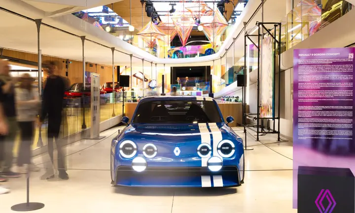 Official Renault Pop Art Car 2.0 exhibition image