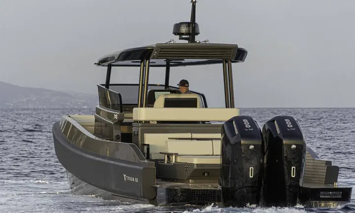 TYKUN XII Debuts as 50-Knot Aluminium Superyacht Tender — source image